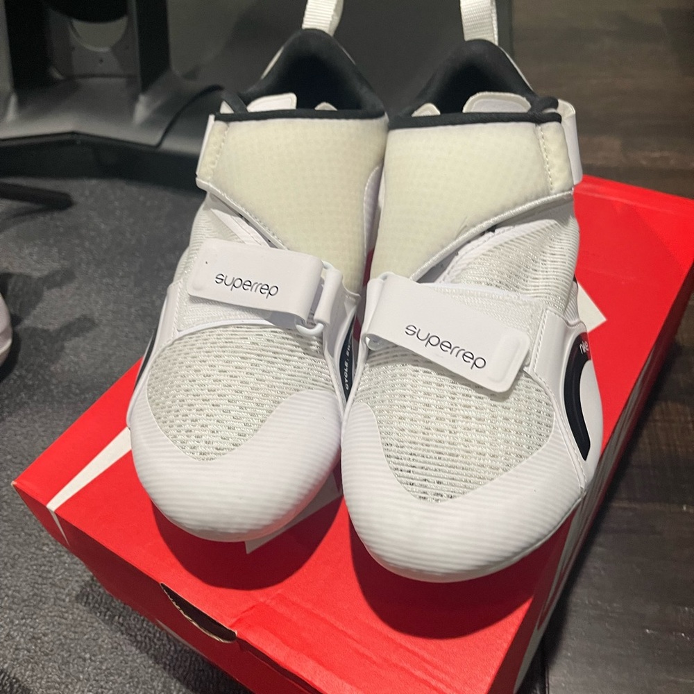 Nike Superrep Cycle Shoes. Cleats Included. Size 10. Gem